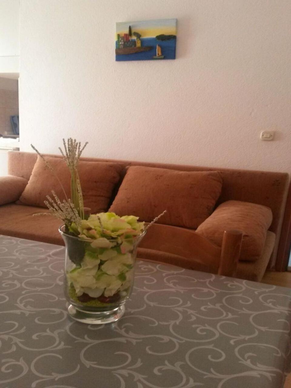 Apartments Mare - 30 M From Pebble Beach Seget Vranjica Buitenkant foto