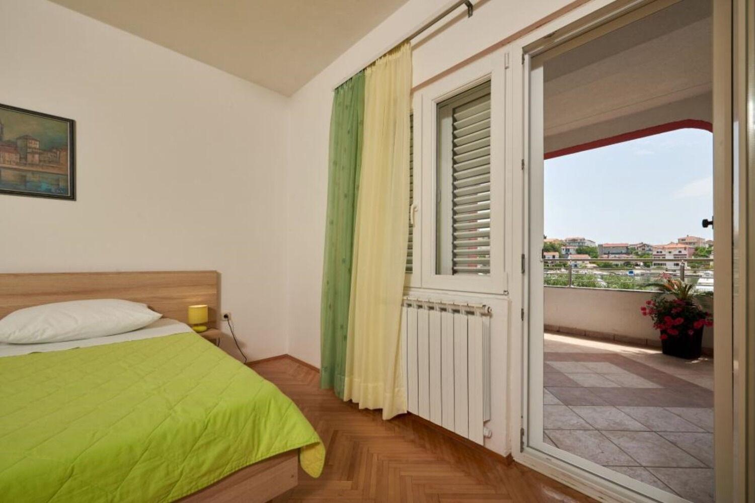 Apartments Mare - 30 M From Pebble Beach Seget Vranjica Buitenkant foto