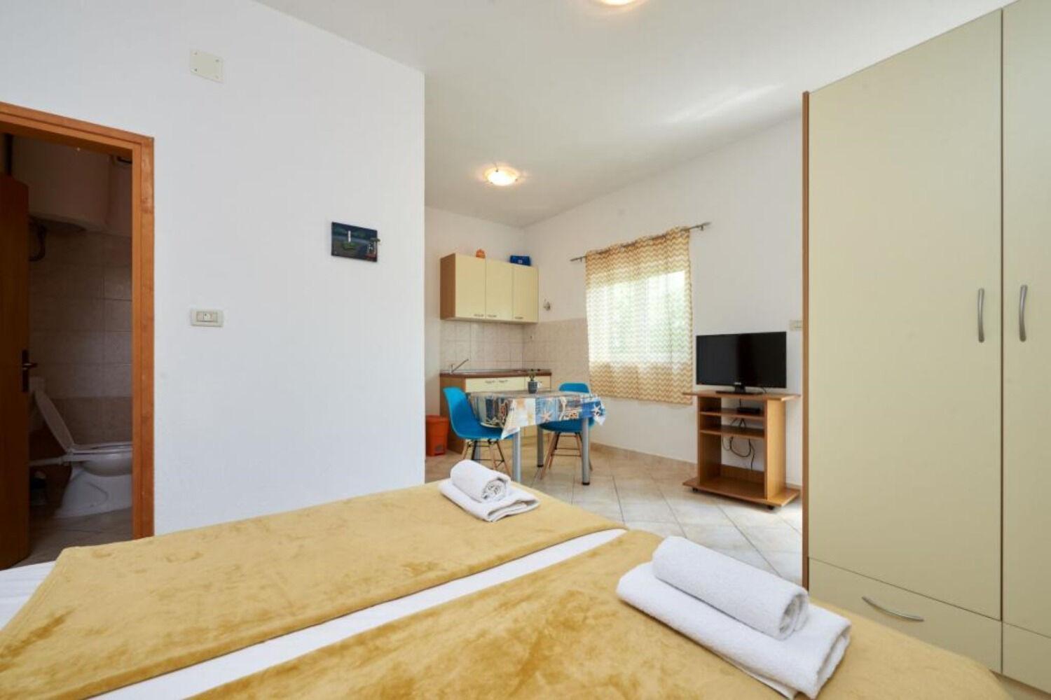 Apartments Mare - 30 M From Pebble Beach Seget Vranjica Buitenkant foto