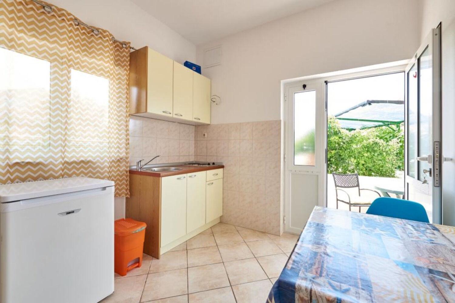 Apartments Mare - 30 M From Pebble Beach Seget Vranjica Buitenkant foto