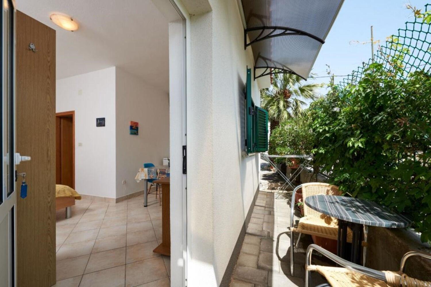 Apartments Mare - 30 M From Pebble Beach Seget Vranjica Buitenkant foto