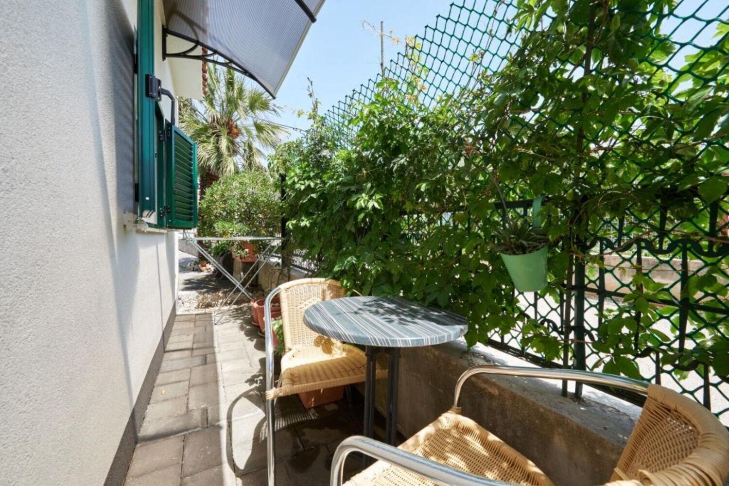 Apartments Mare - 30 M From Pebble Beach Seget Vranjica Buitenkant foto